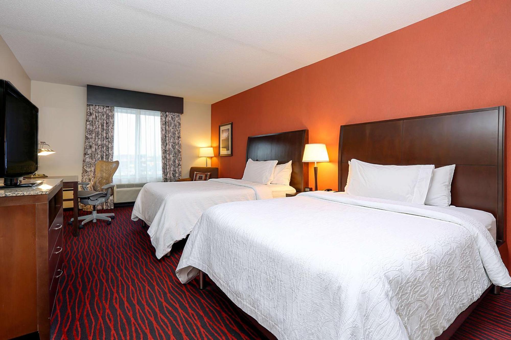 Hilton Garden Inn Clifton Park Exterior photo